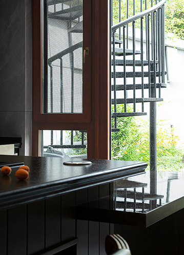 外媒：中国探索实现城市“零碳”新路径